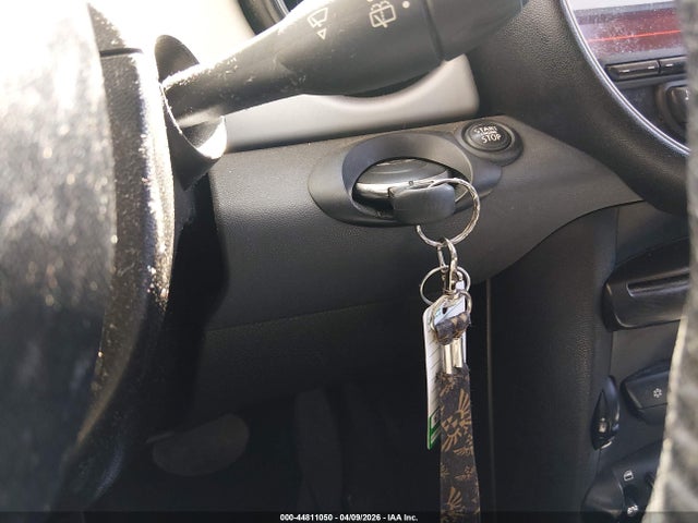 Продаж на аукціоні авто 2012 Mini Cooper, vin: WMWSU3C57CT258232, номер лоту: 44811050