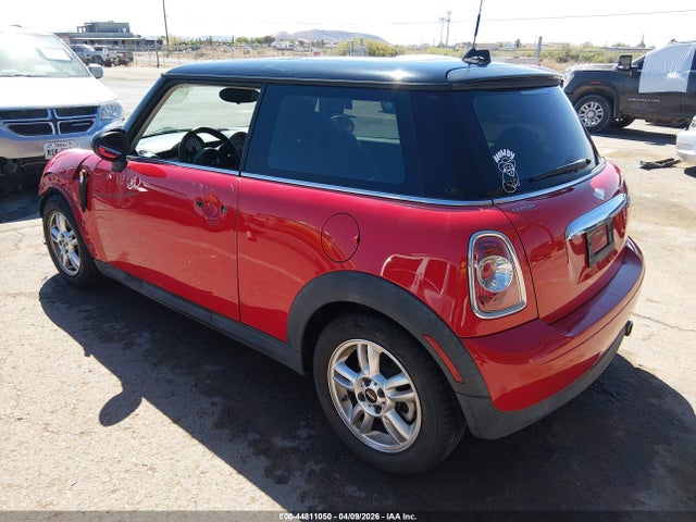 Продаж на аукціоні авто 2012 Mini Cooper, vin: WMWSU3C57CT258232, номер лоту: 44811050