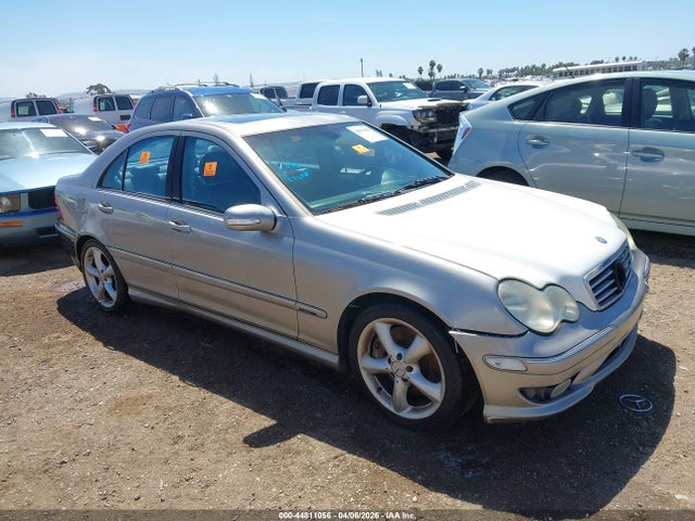 44811056 :رقم المزاد ، WDBRF40J95F709860 vin ، 2005 Mercedes-benz C 230 Kompressor Sport مزاد بيع