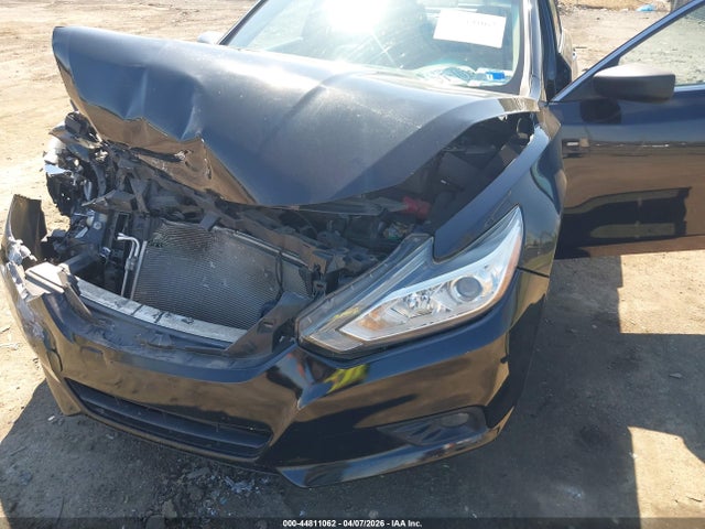 44811062 :رقم المزاد ، 1N4AL3APXHC277439 vin ، 2017 Nissan Altima 2.5 Sv مزاد بيع