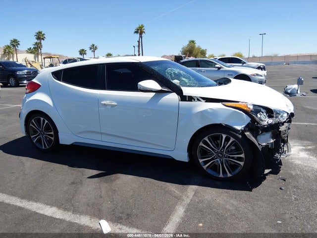 KMHTC6AE5HU308914 Hyundai Veloster Turbo