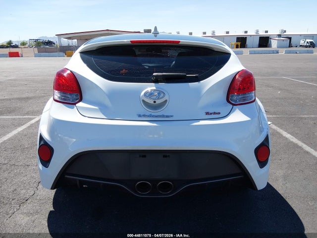KMHTC6AE5HU308914 Hyundai Veloster Turbo