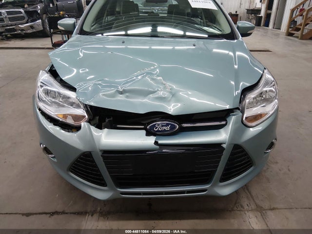 44811084 :رقم المزاد ، 1FAHP3M29CL313763 vin ، 2012 Ford Focus Sel مزاد بيع