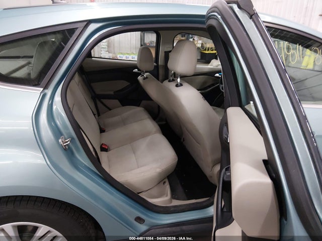 44811084 :رقم المزاد ، 1FAHP3M29CL313763 vin ، 2012 Ford Focus Sel مزاد بيع