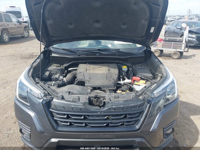 Продаж на аукціоні авто 2022 Subaru Forester Limited, vin: JF2SKAPC5NH459334, номер лоту: 44811088