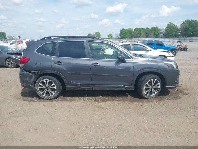 Продаж на аукціоні авто 2022 Subaru Forester Limited, vin: JF2SKAPC5NH459334, номер лоту: 44811088