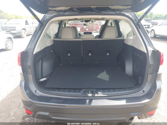 Продаж на аукціоні авто 2022 Subaru Forester Limited, vin: JF2SKAPC5NH459334, номер лоту: 44811088