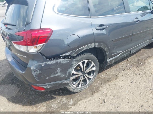 Продаж на аукціоні авто 2022 Subaru Forester Limited, vin: JF2SKAPC5NH459334, номер лоту: 44811088