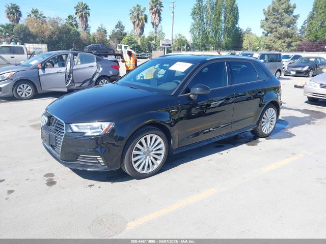 2018 Audi A3 E-tron 1.4t Premium/1.4t Tech Premium მანქანა იყიდება აუქციონზე, vin: WAUUPBFFXJA084633, აუქციონის ნომერი: 44811096