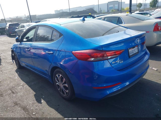 44811098 :رقم المزاد ، KMHD74LF7HU094088 vin ، 2017 Hyundai Elantra Se مزاد بيع
