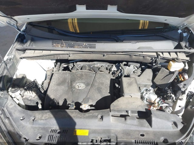2019 TOYOTA HIGHLANDER 5TDJZRFH4KS971028 Photo 9