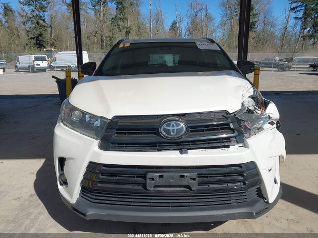 5TDJZRFH4KS971028 Toyota Highlander Se