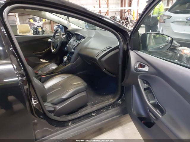 Продажа на аукционе авто 2016 Ford Focus Se, vin: 1FADP3F27GL212125, номер лота: 44811112