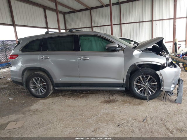 44811117 :رقم المزاد ، 5TDKZRFH1KS348650 vin ، 2019 Toyota Highlander Xle مزاد بيع