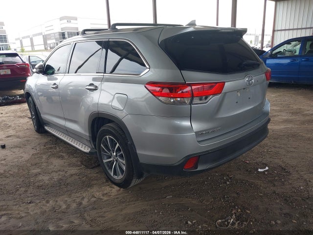 44811117 :رقم المزاد ، 5TDKZRFH1KS348650 vin ، 2019 Toyota Highlander Xle مزاد بيع