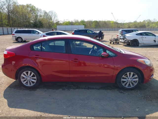44811118 :رقم المزاد ، KNAFX4A67E5226432 vin ، 2014 Kia Forte Lx مزاد بيع