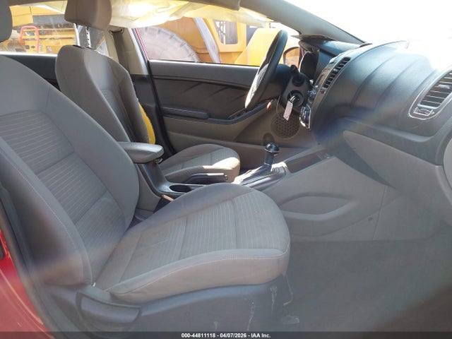 44811118 :رقم المزاد ، KNAFX4A67E5226432 vin ، 2014 Kia Forte Lx مزاد بيع