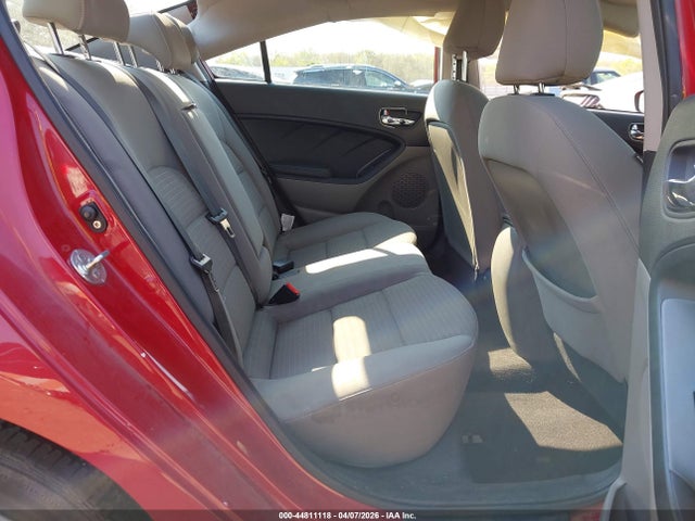 44811118 :رقم المزاد ، KNAFX4A67E5226432 vin ، 2014 Kia Forte Lx مزاد بيع