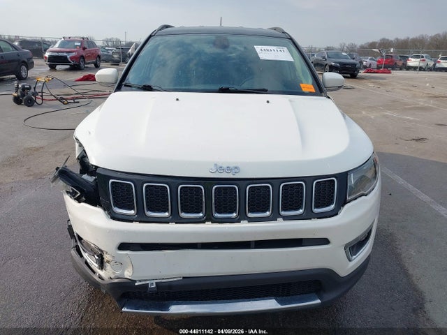 44811142 :رقم المزاد ، 3C4NJDCB8KT656671 vin ، 2019 Jeep Compass Limited 4x4 مزاد بيع