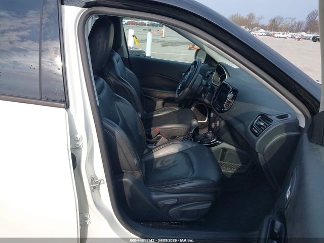 44811142 :رقم المزاد ، 3C4NJDCB8KT656671 vin ، 2019 Jeep Compass Limited 4x4 مزاد بيع