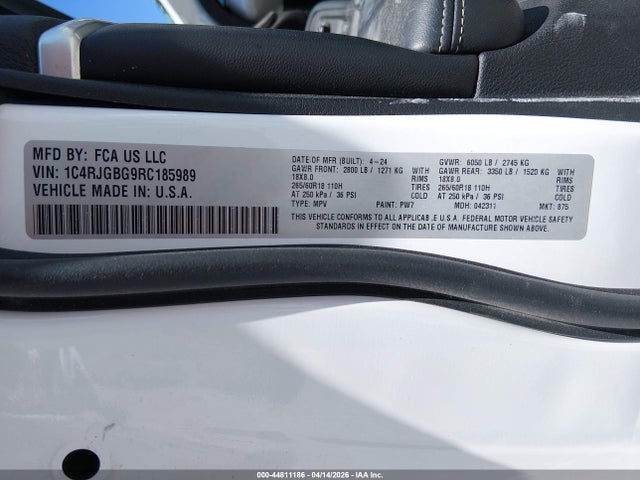 Продажа на аукционе авто 2024 Jeep Grand Cherokee Limited 4x2, vin: 1C4RJGBG9RC185989, номер лота: 44811186