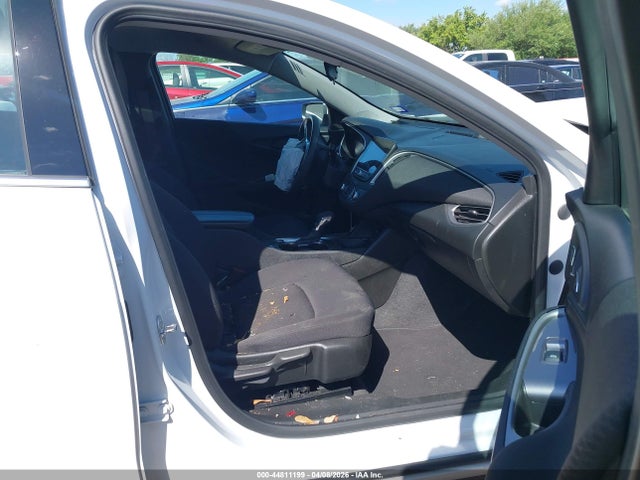 2025 CHEVROLET MALIBU 1G1ZD5ST8SF126406 Photo 4