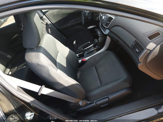 Продаж на аукціоні авто 2015 Honda Accord Lx, vin: 1HGCR2F37FA095810, номер лоту: 44811203