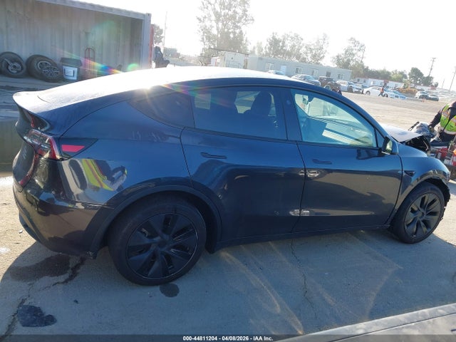 Продажа на аукционе авто 2025 Tesla Model Y Long Range Dual Motor Rear-wheel Drive, vin: 7SAYGDED1SF269200, номер лота: 44811204