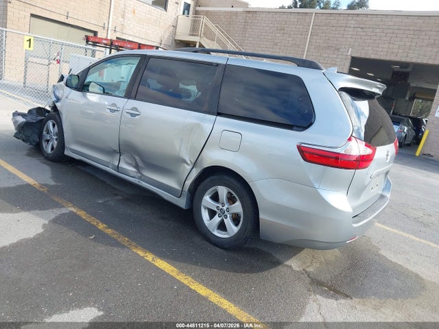 5TDKZ3DC0KS968412 Toyota Sienna Le 8 Passenger