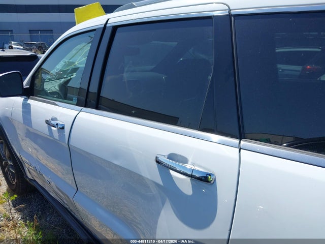 1C4RJEBG9HC949987 Jeep Grand Cherokee Limited 4x2