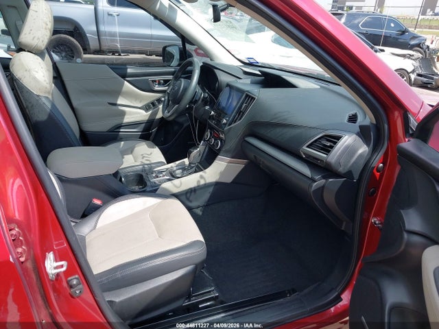 44811227 :رقم المزاد ، JF2SKAUC8MH550133 vin ، 2021 Subaru Forester Limited مزاد بيع