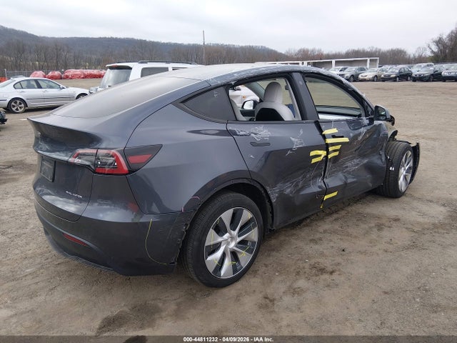 Продаж на аукціоні авто 2022 Tesla Model Y Long Range Dual Motor All-wheel Drive, vin: 7SAYGDEE8NF355326, номер лоту: 44811232