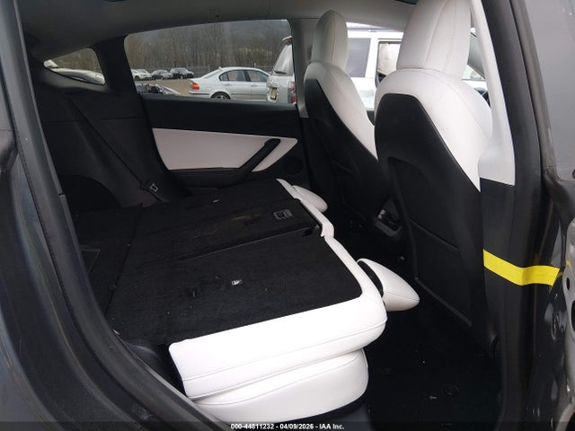 Продаж на аукціоні авто 2022 Tesla Model Y Long Range Dual Motor All-wheel Drive, vin: 7SAYGDEE8NF355326, номер лоту: 44811232