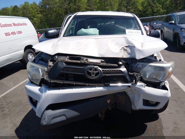 2015 Toyota Tacoma Prerunner V6 მანქანა იყიდება აუქციონზე, vin: 5TFJU4GN1FX089692, აუქციონის ნომერი: 44811244