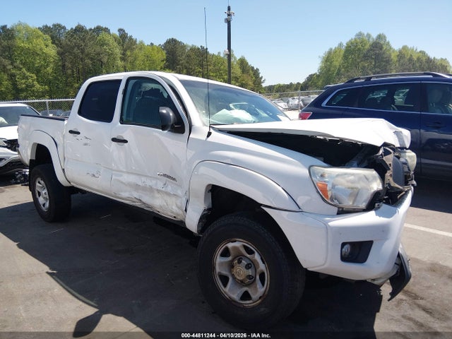 2015 Toyota Tacoma Prerunner V6 მანქანა იყიდება აუქციონზე, vin: 5TFJU4GN1FX089692, აუქციონის ნომერი: 44811244