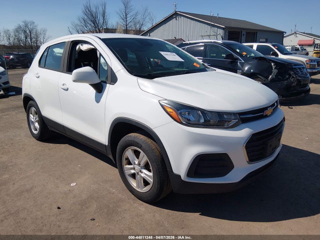 44811248 :رقم المزاد ، KL7CJNSB9HB237007 vin ، 2017 Chevrolet Trax Ls مزاد بيع