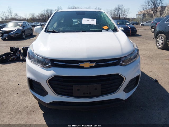 44811248 :رقم المزاد ، KL7CJNSB9HB237007 vin ، 2017 Chevrolet Trax Ls مزاد بيع