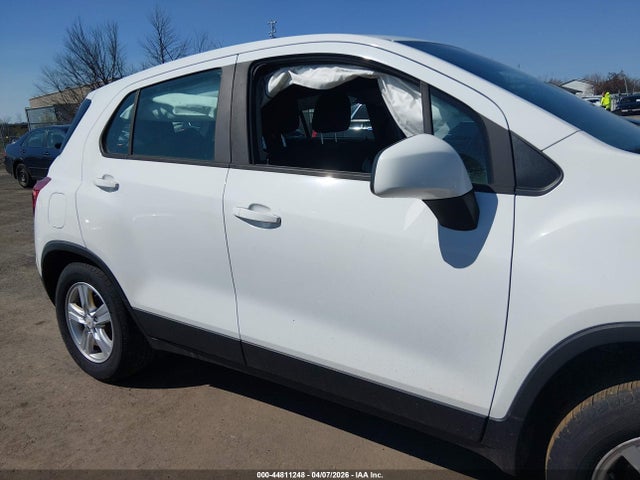 44811248 :رقم المزاد ، KL7CJNSB9HB237007 vin ، 2017 Chevrolet Trax Ls مزاد بيع