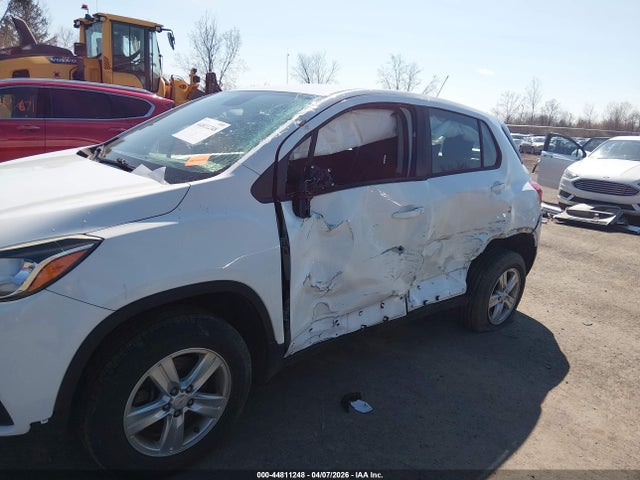 44811248 :رقم المزاد ، KL7CJNSB9HB237007 vin ، 2017 Chevrolet Trax Ls مزاد بيع