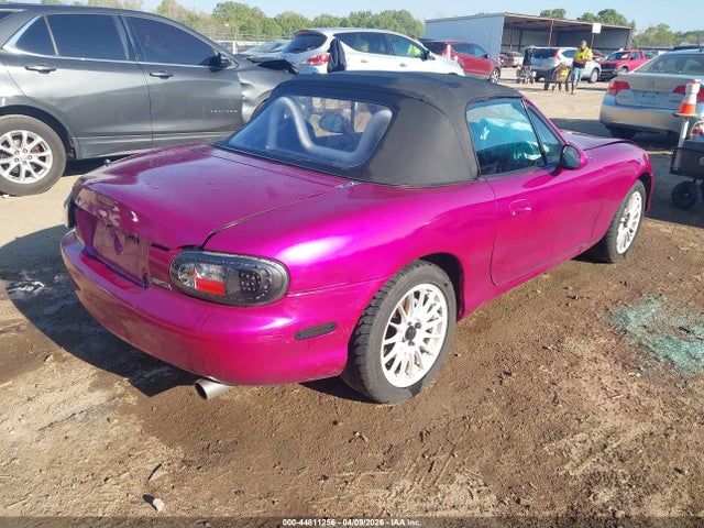 Auction sale of the 1999 Mazda Mx-5 Miata Leather Pkg/popular Equipment Pkg/sports Pkg/touring Pkg, vin: JM1NB3533X0108319, lot number: 44811256