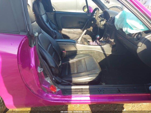 Auction sale of the 1999 Mazda Mx-5 Miata Leather Pkg/popular Equipment Pkg/sports Pkg/touring Pkg, vin: JM1NB3533X0108319, lot number: 44811256