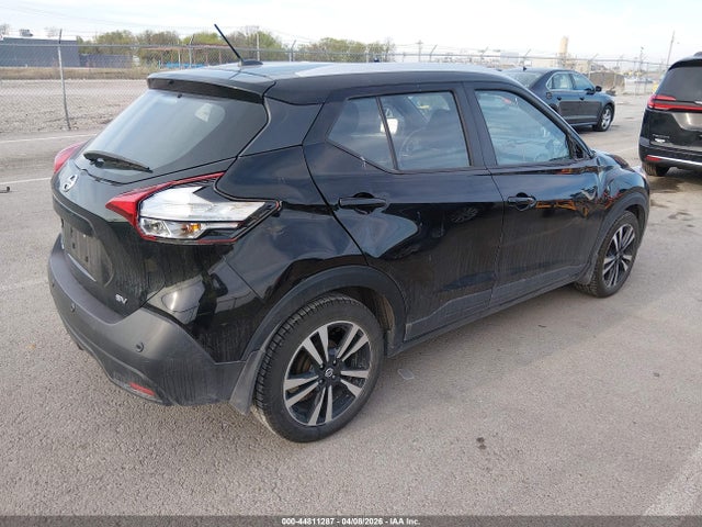 44811287 :رقم المزاد ، 3N1CP5CV1LL536494 vin ، 2020 Nissan Kicks Sv Xtronic Cvt مزاد بيع