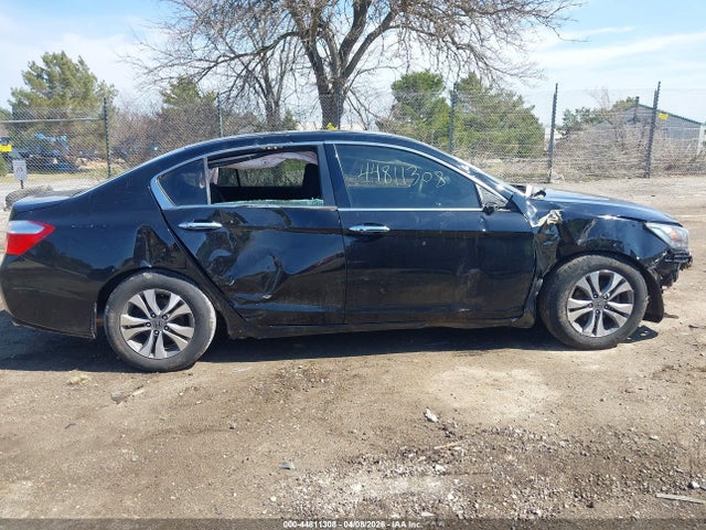 Продажа на аукционе авто 2015 Honda Accord Lx, vin: 1HGCR2F38FA095749, номер лота: 44811308