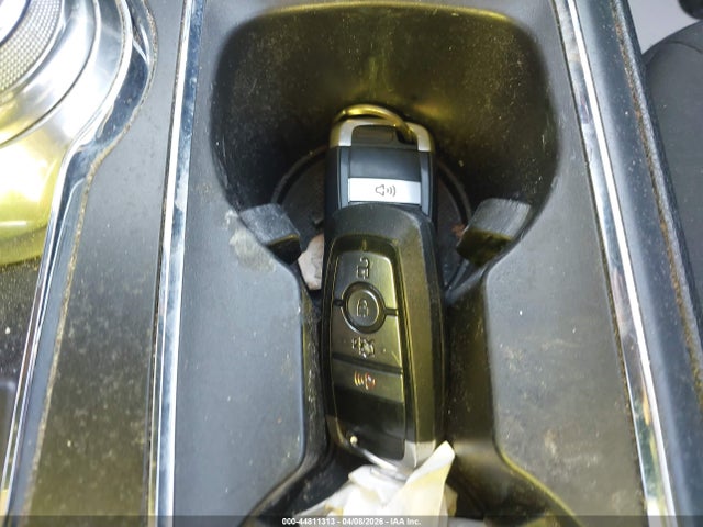 Продажа на аукционе авто 2020 Ford Fusion Se, vin: 3FA6P0HD6LR172413, номер лота: 44811313