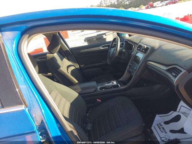 Продажа на аукционе авто 2020 Ford Fusion Se, vin: 3FA6P0HD6LR172413, номер лота: 44811313