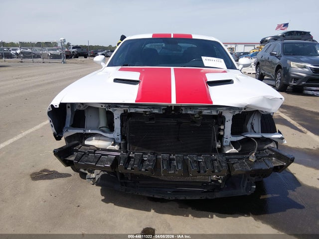 44811322 :رقم المزاد ، 2C3CDZAG7GH344632 vin ، 2016 Dodge Challenger Sxt مزاد بيع