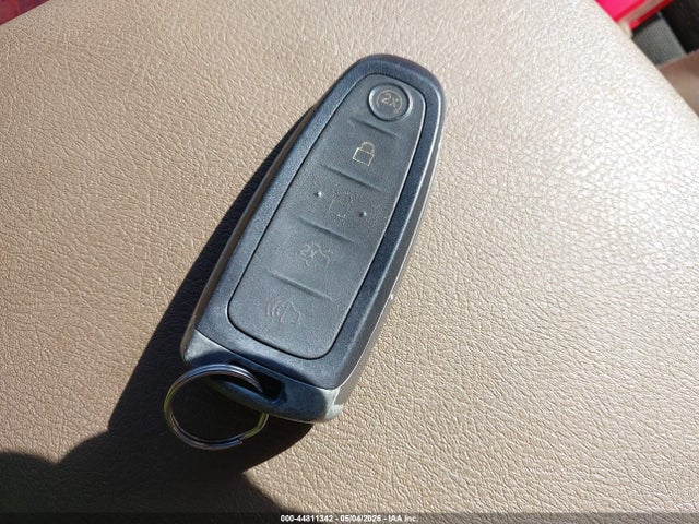2018 Ford Taurus Sel მანქანა იყიდება აუქციონზე, vin: 1FAHP2H81JG132123, აუქციონის ნომერი: 44811342