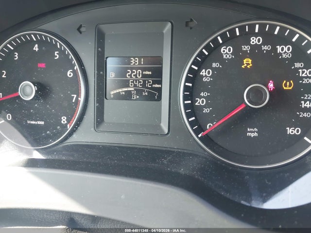 44811348 :رقم المزاد ، 3VWB07AJ2EM328904 vin ، 2014 Volkswagen Jetta 1.8t Se مزاد بيع