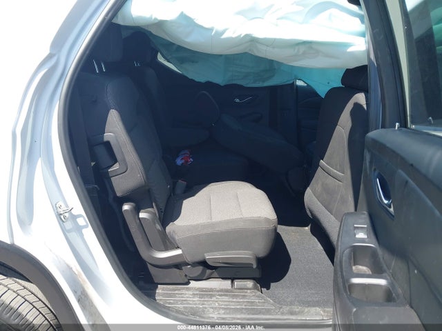 2023 Chevrolet Traverse Fwd Lt Cloth მანქანა იყიდება აუქციონზე, vin: 1GNERGKW5PJ117364, აუქციონის ნომერი: 44811376