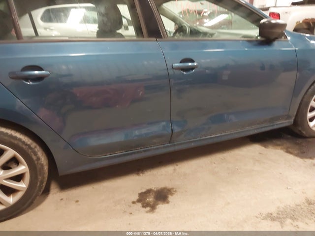 Продажа на аукционе авто 2015 Volkswagen Jetta 1.8t Se, vin: 3VWD17AJ7FM276774, номер лота: 44811379